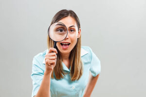 自分の人生の創造主は自分である。だから、今起きていることは自分の心がなせることだから、どういうことかと見つめ直すという画像。