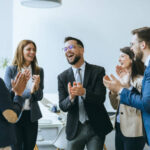若手社員のやる気を育てていく会社の図