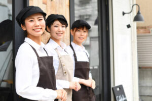 競合先が生まれることは悪いことではない。感じのいいお店になれば優位性が際立って、さらなる人気店となれるでしょう。